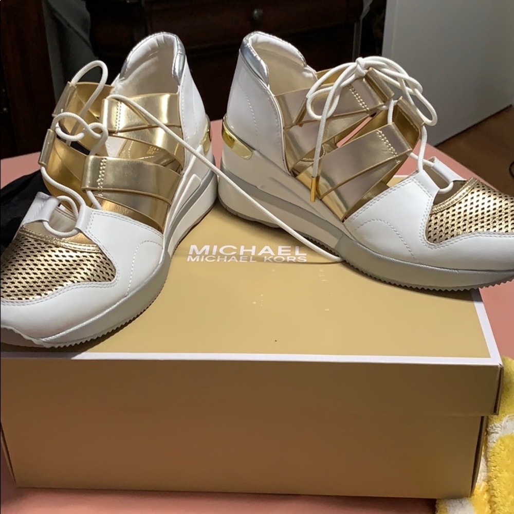 Fashion sneakers